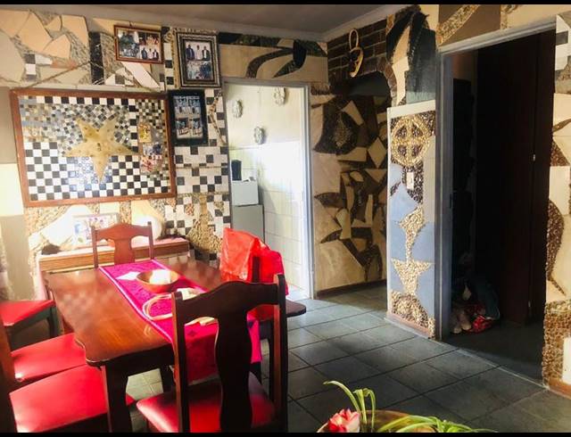 3 BEDROOM HOUSE FOR SALE IN TSAKANE EXT 5